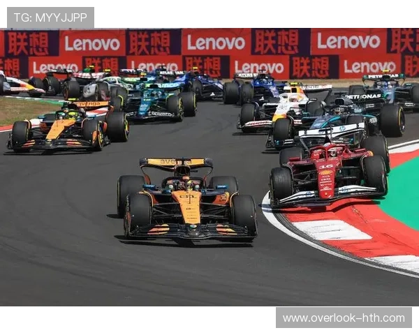 F1赛季激烈角逐红牛车队再度夺冠 汉密尔顿挑战势头不减